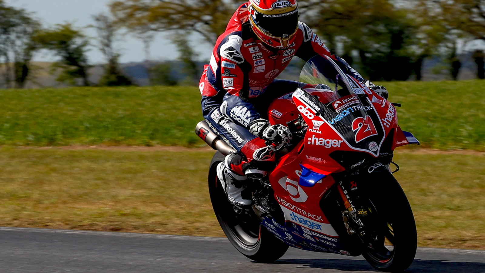 Christian Iddon - VisionTrack Ducati [credit: Ian Hopgood].jpg